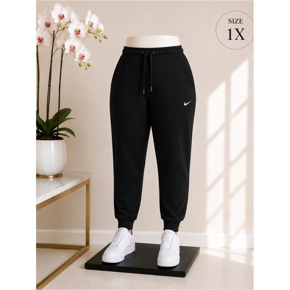 Nike Pants - Nike Sportswear Women's Club Fleece Mid-Rise Black Joggers Plus Size 1X NEW